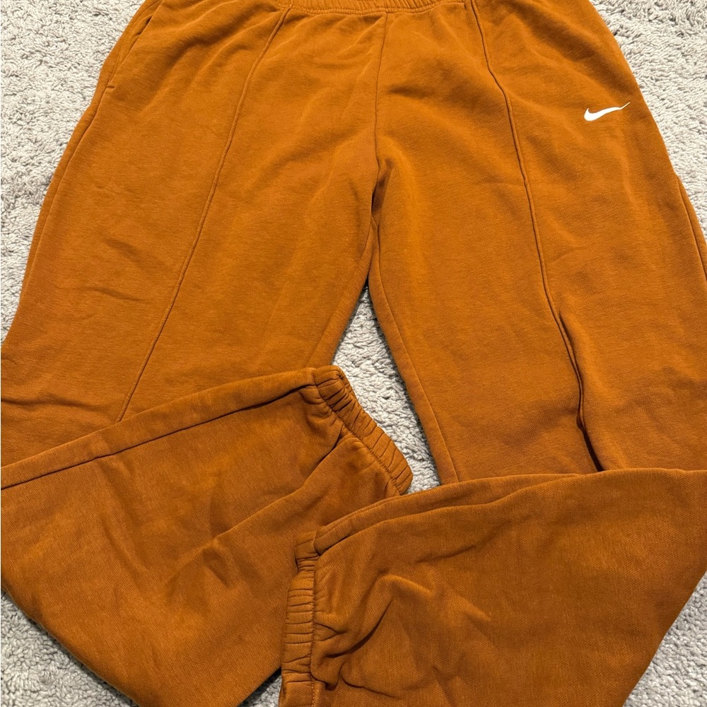 Nike women’s Sweatpants